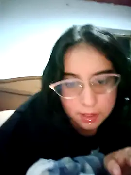 Snapshot of valentina568 chatting on November 1, 4:14 am valentina568 online show from November 1, 4:14 am