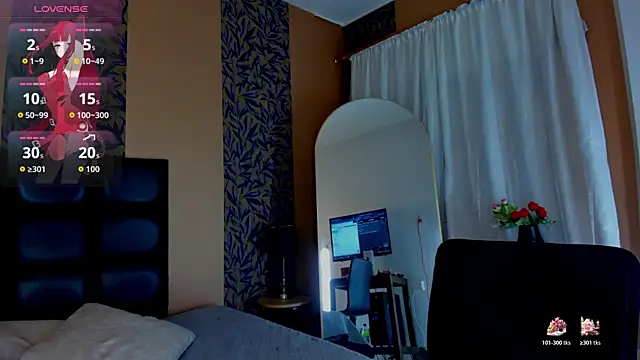 hinata itachi online show from November 24, 11:15 pm