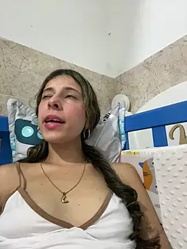 evaFiore online show from March 15, 3:07 am