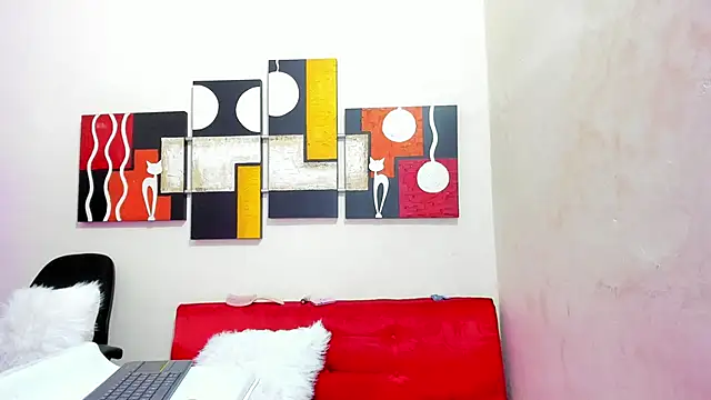 Mariana 16  online show from February 14, 11:31 pm