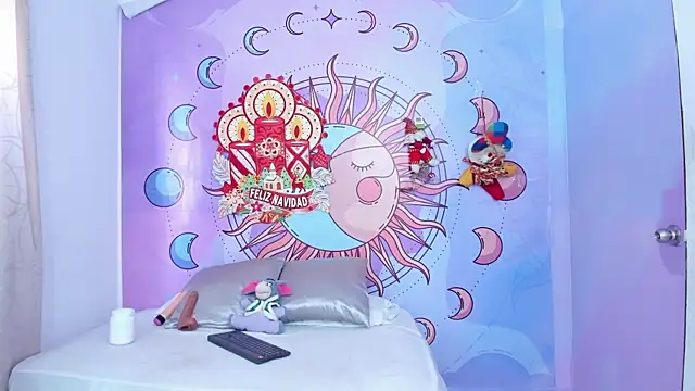 Mariana 16  online show from December 14, 3:39 pm