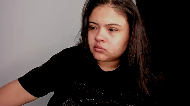 lizzie c online show from October 9, 1:53 pm