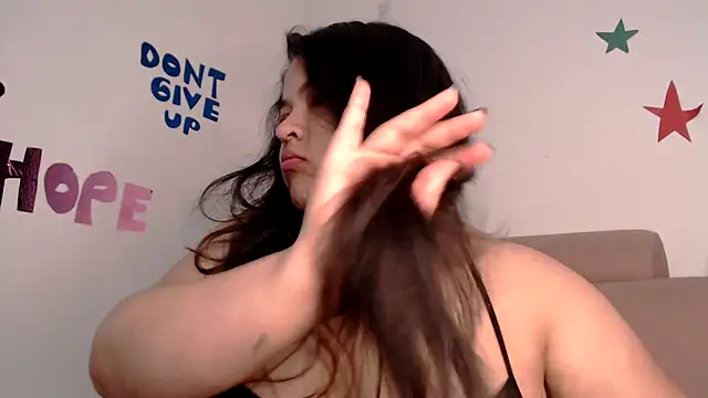 lizzie c online show from February 5, 5:23 am