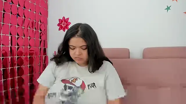 lizzie c online show from March 24, 4:45 pm