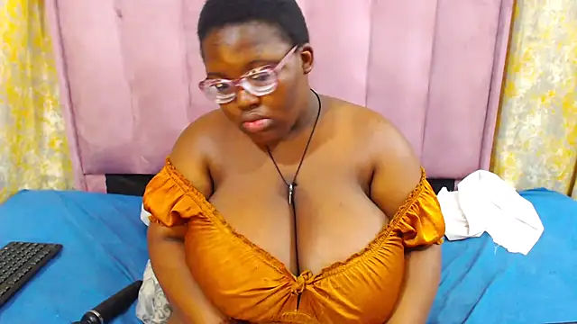 Damm Bobbies online show from May 21, 7:54 pm