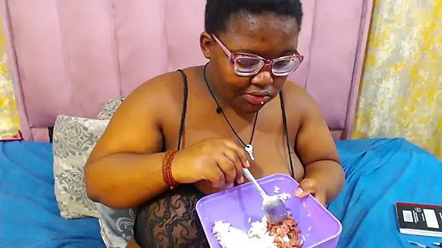 Damm Bobbies online show from May 23, 6:23 pm