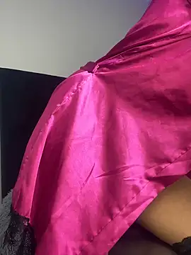 AlejandritaMilano online show from July 25, 10:40 pm