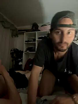 Snapshot of porplata22 chatting on November 2, 12:13 am porplata22 online show from November 2, 12:13 am