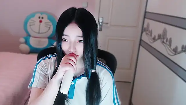 xiao-xiao-D online show from October 31, 1:34 pm