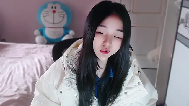 xiao-xiao-D online show from December 4, 5:39 am