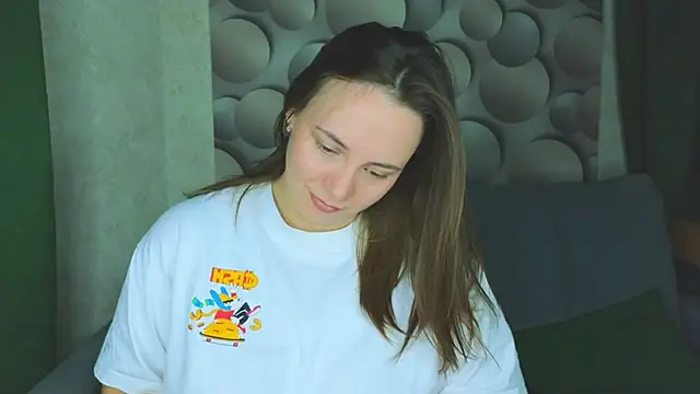 Snapshot of Cute_smile_sharon chatting on September 20, 3:13 pm Cute smile sharon online show from September 20, 3:13 pm