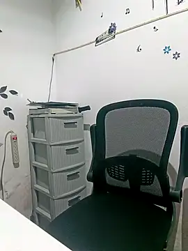 bisexual0007 online show from March 11, 1:05 am