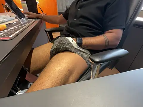 Nil Talreja online show from November 12, 9:10 am