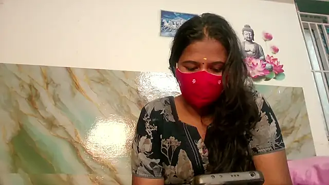 Snapshot of Tamil_Sanjana_ chatting on January 8, 12:40 pm Tamil Sanjana online show from January 8, 12:40 pm