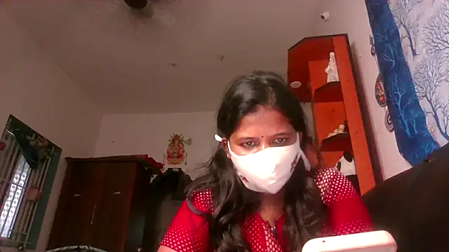 Snapshot of Tamil_Sanjana_ chatting on January 14, 1:33 am Tamil Sanjana online show from January 14, 1:33 am