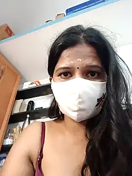 Snapshot of Tamil_Sanjana_ chatting on January 15, 7:13 am Tamil Sanjana online show from January 15, 7:13 am