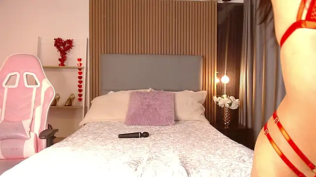 Snapshot of Sienna_Blake_ chatting on October 4, 3:21 pm Sienna Blake online show from October 4, 3:21 pm