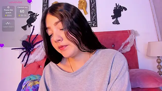 Samantha Good online show from October 17, 12:08 pm