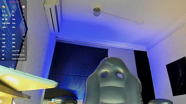 JhonyMiller  online show from April 4, 8:17 pm