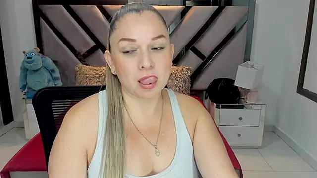 natalia5560 online show from September 17, 12:51 pm