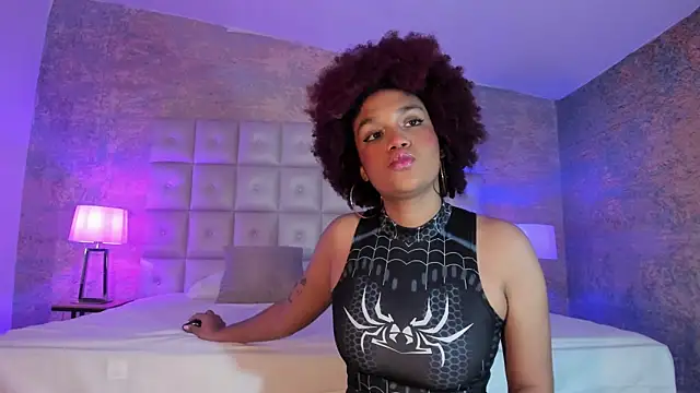 loladupont online show from November 17, 3:01 am