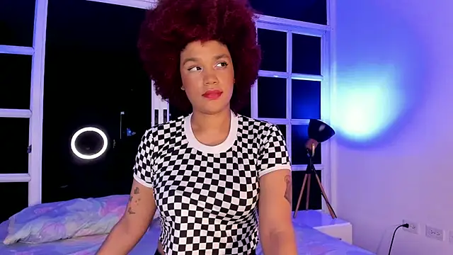 loladupont online show from May 5, 3:03 am