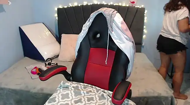 AngelRouss online show from January 25, 1:41 pm