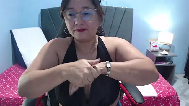 AngelRouss online show from March 13, 11:19 am