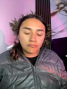 michell boobs  online show from December 3, 12:36 pm