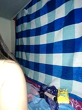 Snapshot of AriaYummy chatting on March 5, 2:25 am AriaYummy online show from March 5, 2:25 am