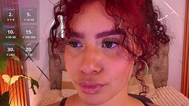 charlottee white online show from March 21, 9:29 pm