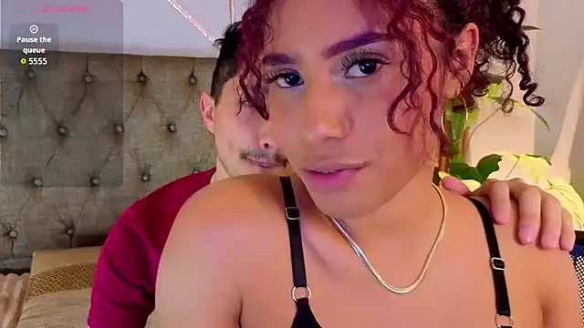 Snapshot of charlottee_white chatting on June 19, 9:07 pm charlottee white online show from June 19, 9:07 pm
