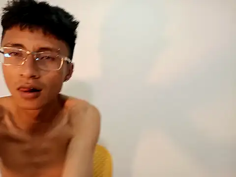 codysmith online show from March 22, 4:03 am