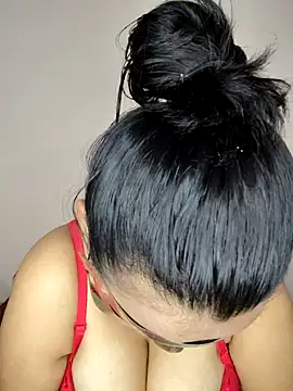 Snapshot of Riya_Stream01 chatting on February 5, 4:58 pm Riya Stream01 online show from February 5, 4:58 pm