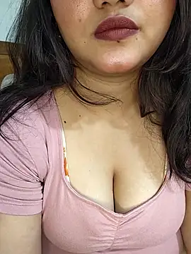 Snapshot of Riya_Stream01 chatting on April 19, 3:22 pm Riya Stream01 online show from April 19, 3:22 pm