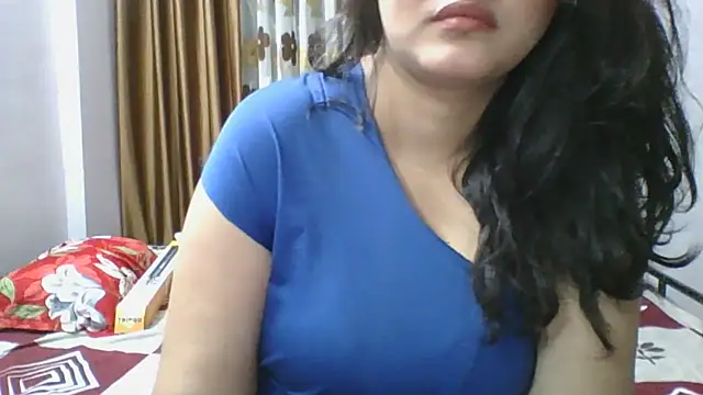 Snapshot of Riya_Stream01 chatting on May 2, 6:57 pm Riya Stream01 online show from May 2, 6:57 pm