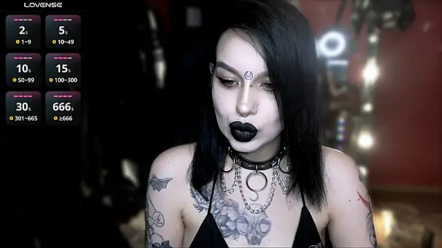 alexx succubus online show from April 2, 11:13 pm