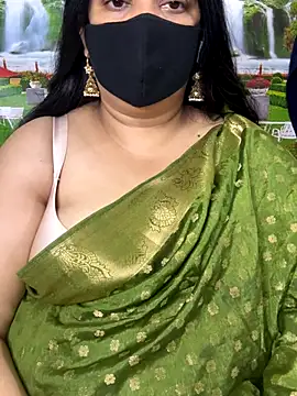 FlatVincy4 online show from September 12, 5:07 am