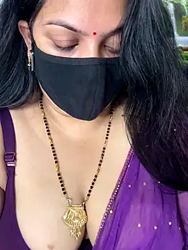 FlatVincy4 online show from October 11, 5:39 am