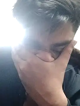 Snapshot of dannyD06969 chatting on December 23, 4:44 am dannyD06969 online show from December 23, 4:44 am