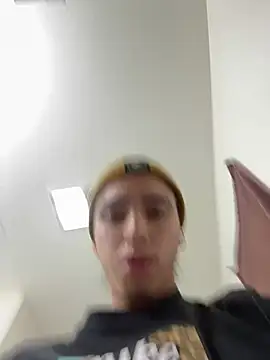 qbaby96 online show from December 28, 5:12 am