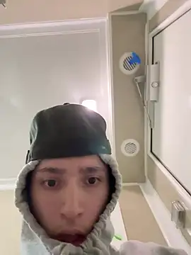 qbaby96 online show from March 4, 10:13 am