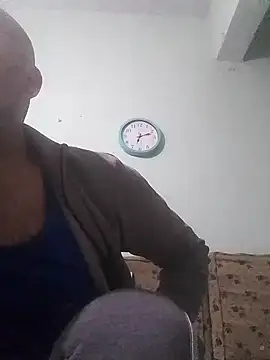 Snapshot of mediooc2 chatting on March 5, 6:01 am mediooc2 online show from March 5, 6:01 am