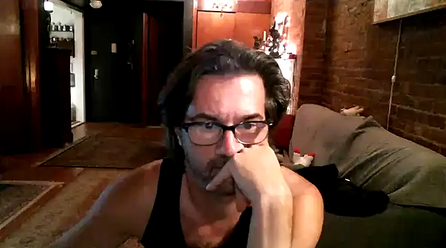 Johnny Bottoms online show from December 19, 10:21 pm