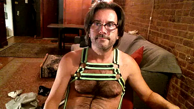 Johnny Bottoms online show from December 20, 10:00 pm