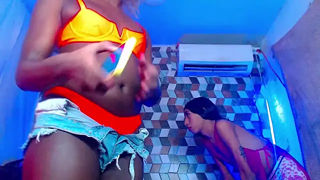 Snapshot of newgroupxxx chatting on February 26, 2:57 pm newgroupxxx online show from February 26, 2:57 pm