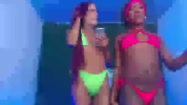 Snapshot of newgroupxxx chatting on November 23, 8:36 am newgroupxxx online show from November 23, 8:36 am