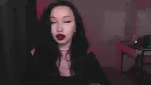 Snapshot of MoranaMissGod chatting on December 22, 3:33 pm MoranaMissGod online show from December 22, 3:33 pm