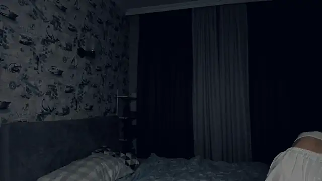 LilianGrindle online show from February 7, 6:24 pm