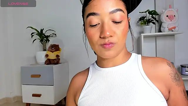 martina roldam online show from January 14, 12:22 am